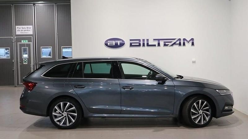 Begagnad Skoda Octavia Style 150 HK (110 kW) 2020 Grå Kombi