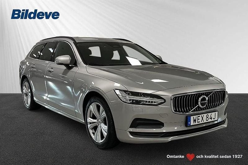 Silver Begagnad 2022 Volvo V90 Core Kombi | 319 900 kr (Superpris) - Bild 1/4
