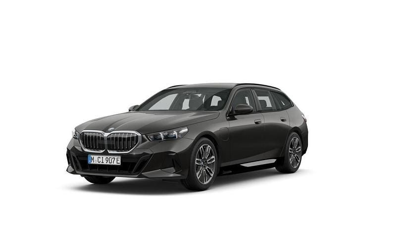 Begagnad BMW 530e Comfort Edition 299 HK (219 kW) 2025 Grå Kombi