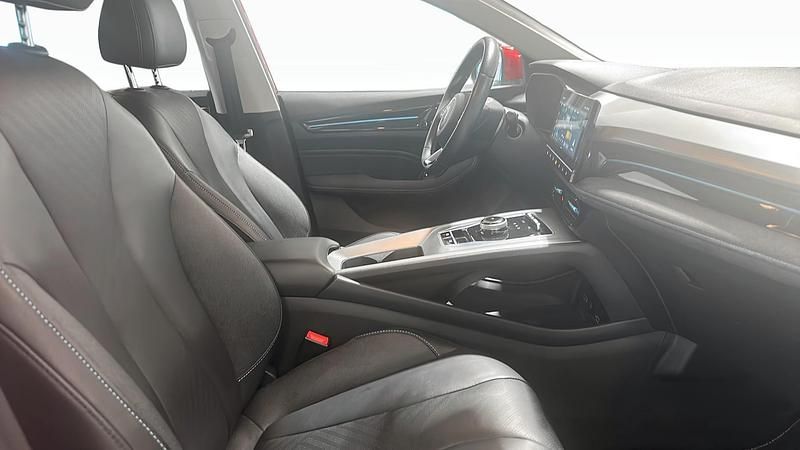 Begagnad MG MG5 EV Luxury 114 kW (156 HK) 2022 Röd Kombi