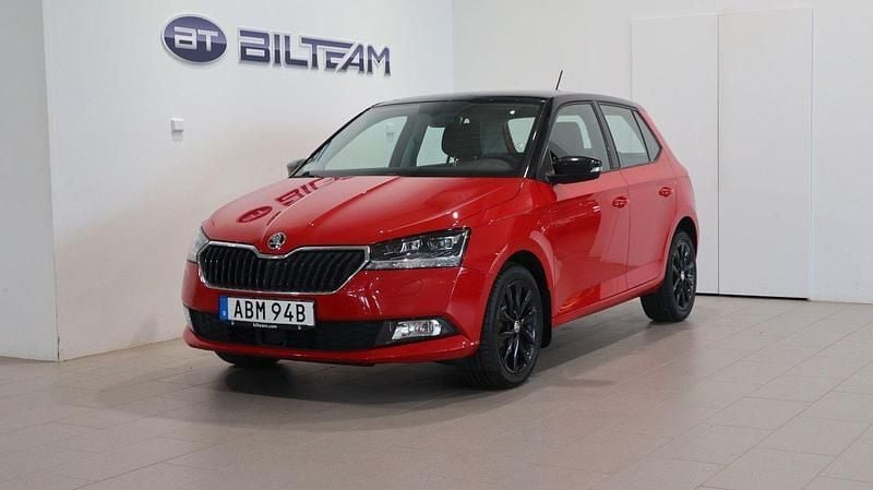 Röd Begagnad 2019 Skoda Fabia Style Halvkombi | 154 900 kr (Marknadspris) - Bild 1/4
