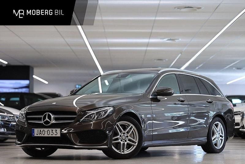 Mörkbrun Begagnad 2015 Mercedes C250 AMG Kombi | 184 900 kr (Marknadspris) - Bild 1/3