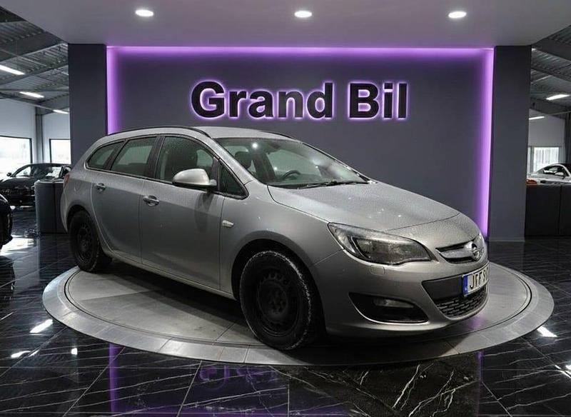 Begagnad Opel Astra Enjoy 116 HK (85 kW) 2015 Grå Kombi