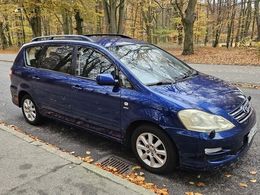 Toyota Avensis Verso