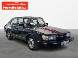 Saab 900