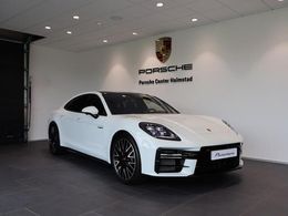 Porsche Panamera 4