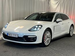 Porsche Panamera 4S