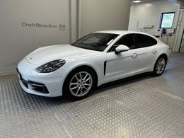 Porsche Panamera 4