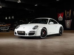 Porsche 911 Carrera GTS