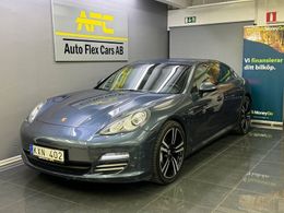 Porsche Panamera 4