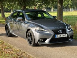 Lexus IS300h