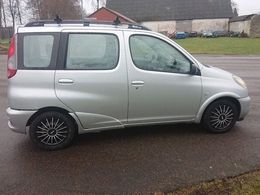 Toyota Yaris Verso