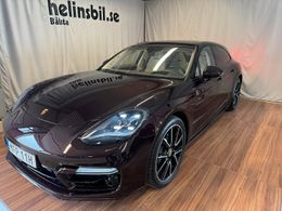 Porsche Panamera 4