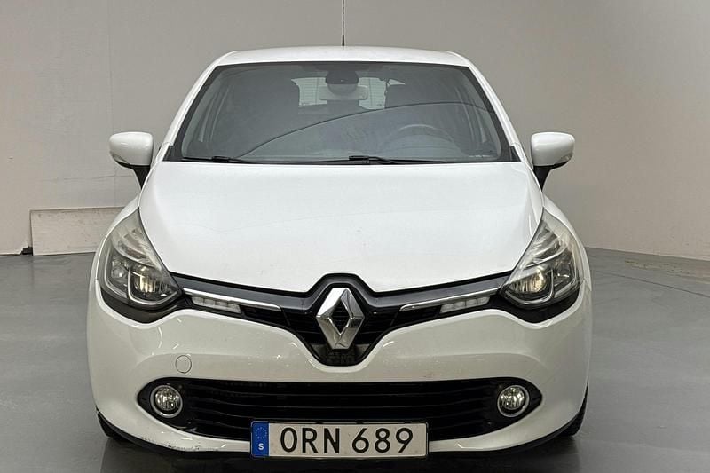 Begagnad Renault Clio IV Dynamique 90 HK (66 kW) 2016 Vit