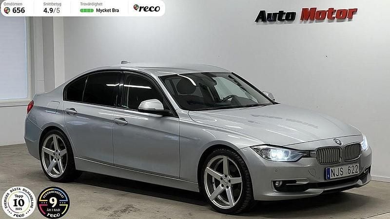 Begagnad BMW 320 184 HK (135 kW) 2013 Silver Sedan