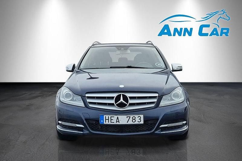 Blå Begagnad 2013 Mercedes C220 Avantgarde Kombi | 109 900 kr (Marknadspris) - Bild 1/4