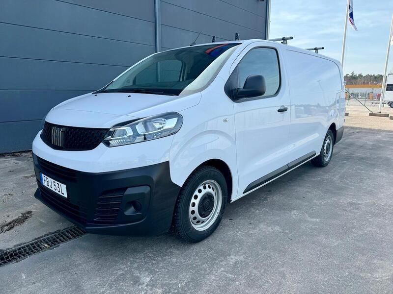 Vit Begagnad 2022 Fiat Scudo Minibuss | 249 900 kr - Bild 1/4