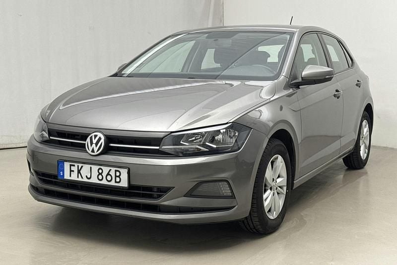 Mörkgrå Begagnad 2020 VW Polo | 139 000 kr (Marknadspris) - Bild 1/4