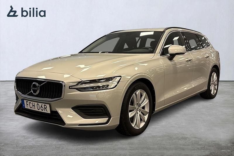 Vit Begagnad 2022 Volvo V60 Pro Kombi | 309 900 kr (Superpris) - Bild 1/3