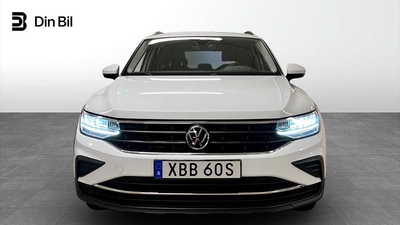 Begagnad VW Tiguan 150 HK (110 kW) 2022 Pure white SUV