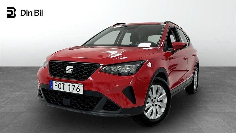Röd Begagnad 2023 Seat Arona Style SUV | 179 900 kr (Marknadspris) - Bild 1/4