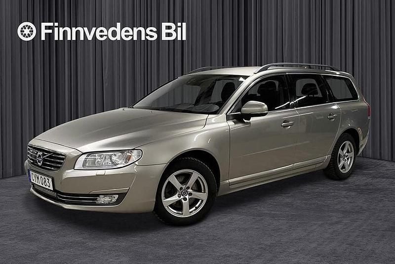 Begagnad Volvo V70 Momentum 151 HK (111 kW) 2015 Brun Kombi