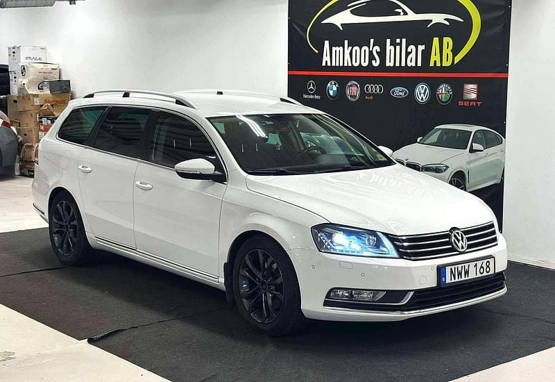 Vit Begagnad 2011 VW Passat GT Kombi | 69 900 kr (Bra pris) - Bild 1/4