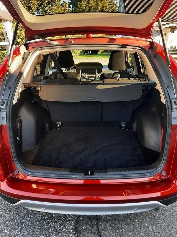 Begagnad Honda CR-V Lifestyle 160 HK (117 kW) 2015 Röd SUV