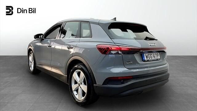 Begagnad Audi Q4 e-tron Proline 150 kW (204 HK) 2022 Grå SUV