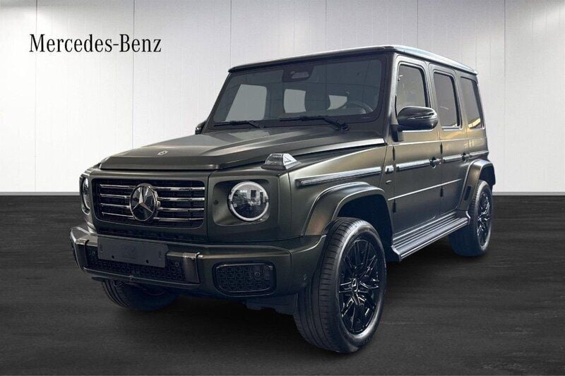 Mörkgrön (green) Ny 2025 Mercedes G580 SUV | 2 271 700 kr - Bild 1/4