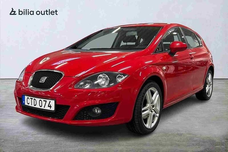 Röd Begagnad 2011 Seat Leon Halvkombi | 59 900 kr (Marknadspris) - Bild 1/1