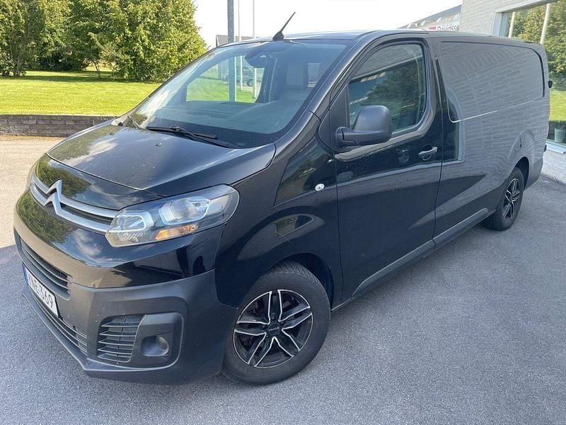 Svart Begagnad 2017 Citroën Jumpy Minibuss | 209 000 kr (Dyr) - Bild 1/4