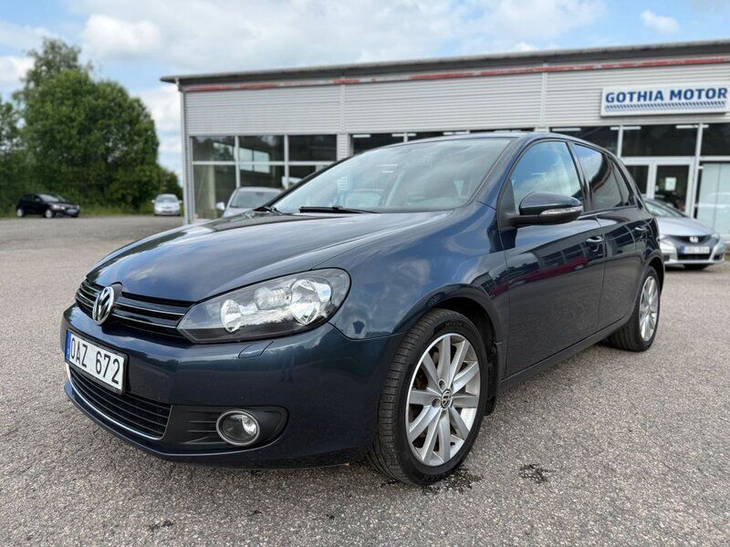 Mörkgrå (grå) Begagnad 2009 VW Golf VI Halvkombi | 99 900 kr (Lite dyr) - Bild 1/4