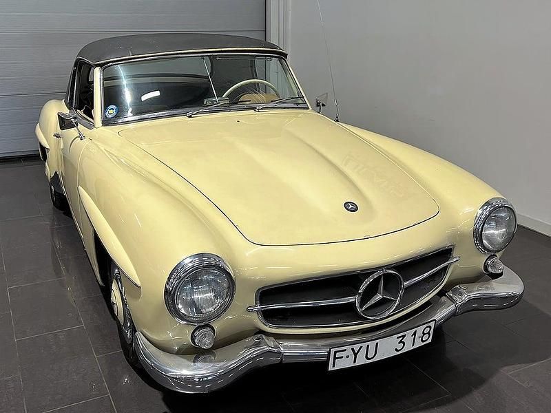 Begagnad Mercedes 190 120 HK (88 kW) 1956 Ljusgul Sedan