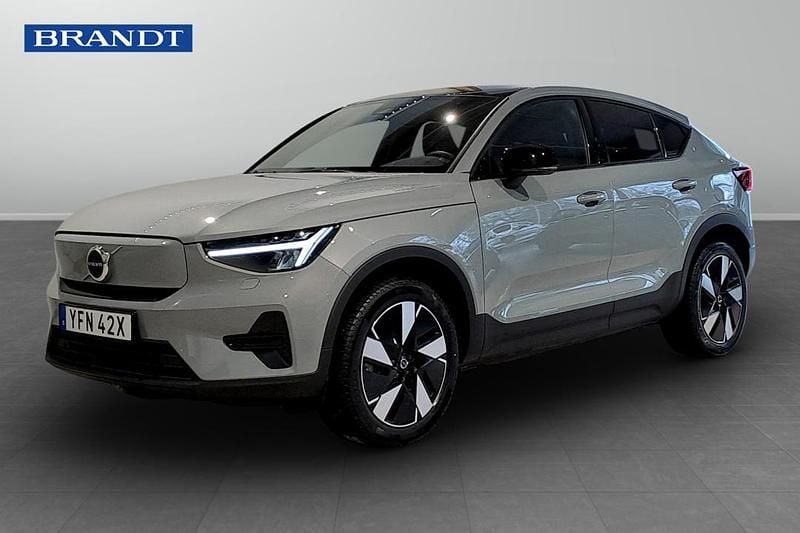 Grå Begagnad 2024 Volvo EC40 Single Motor Extended Range SUV | 379 900 kr (Marknadspris) - Bild 1/4