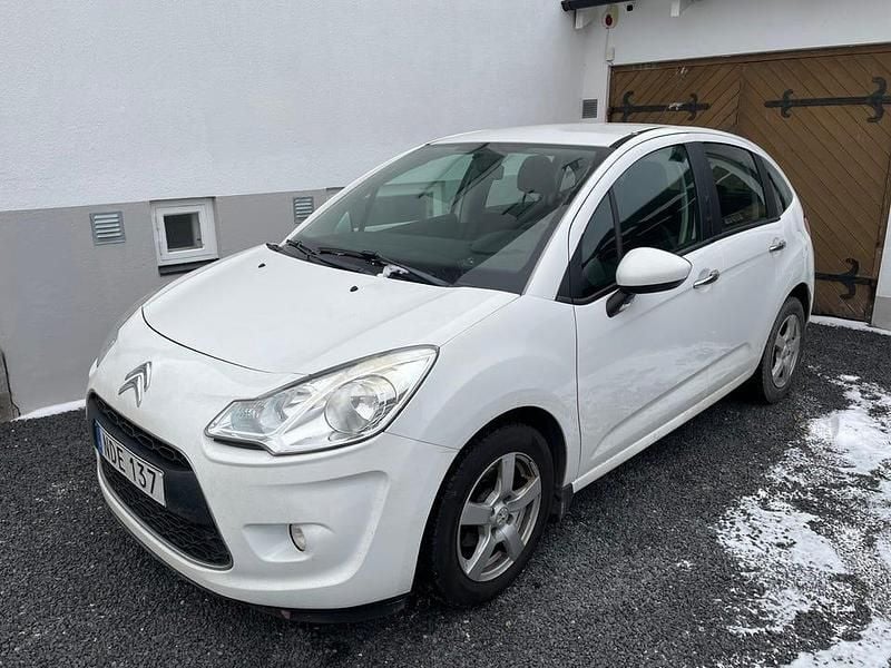 Begagnad 2012 Citroën C3 PureTech | 38 000 kr (Marknadspris) - Bild 1/4