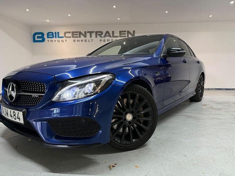 Blå Begagnad 2015 Mercedes C43 AMG AMG line Sedan | 339 900 kr (Lite dyr) - Bild 1/4