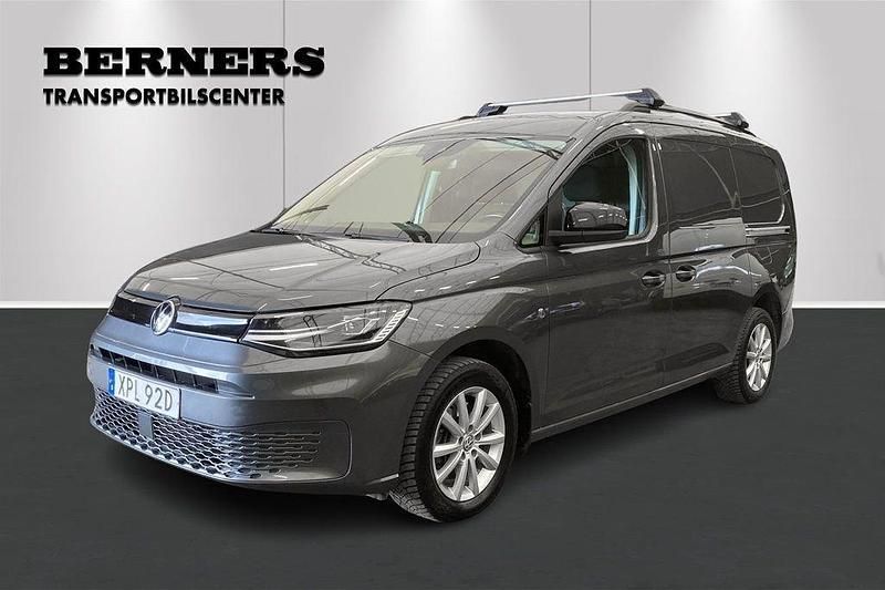 Grå Begagnad 2023 VW Caddy Maxi Minibuss | 319 900 kr (Dyr) - Bild 1/4