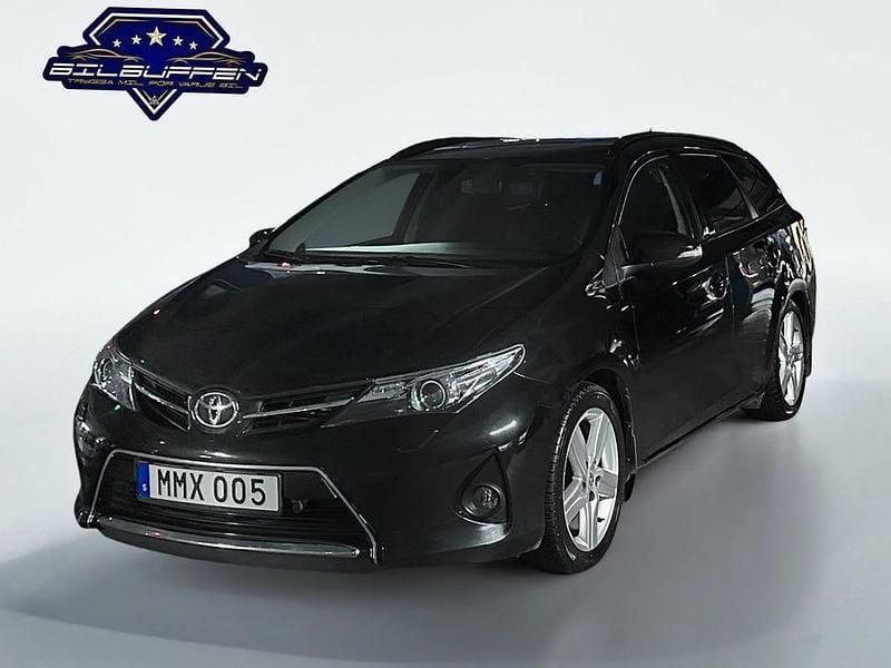 Svart Begagnad 2014 Toyota Auris Edition Kombi | 89 900 kr (Superpris) - Bild 1/4