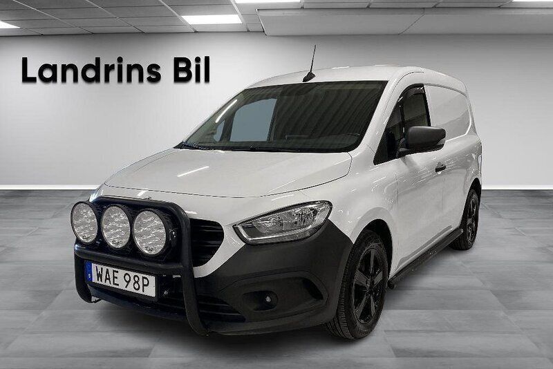 Vit Begagnad 2023 Mercedes Citan 110 Van | 239 000 kr - Bild 1/4