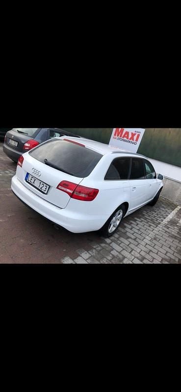 Begagnad Audi A6 170 HK (125 kW) 2011 Kombi