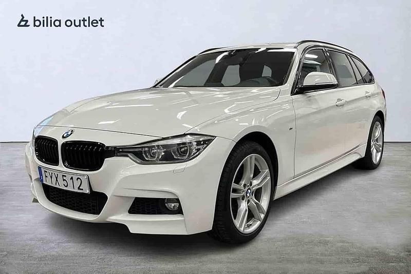 Vit Begagnad 2017 BMW 320 Kombi | 204 900 kr - Bild 1/1