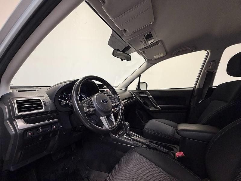 Begagnad Subaru Forester 147 HK (108 kW) 2015 Silver SUV