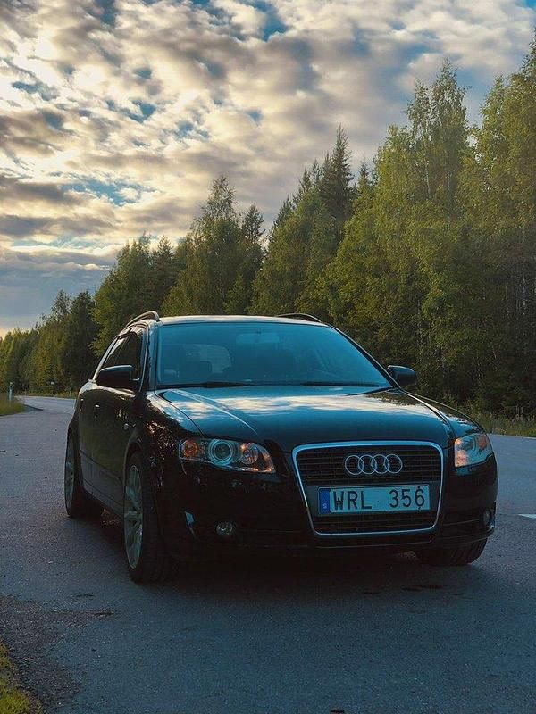 Svart Begagnad 2005 Audi A4 Comfort Kombi | 25 000 kr (Marknadspris) - Bild 1/3