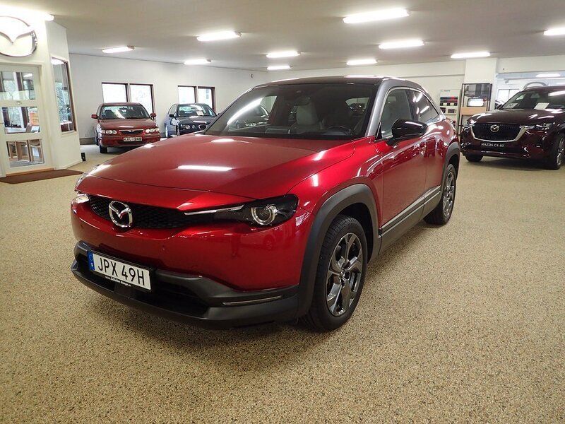 Röd Begagnad 2020 Mazda MX30 Edition SUV | 199 000 kr (Marknadspris) - Bild 1/4