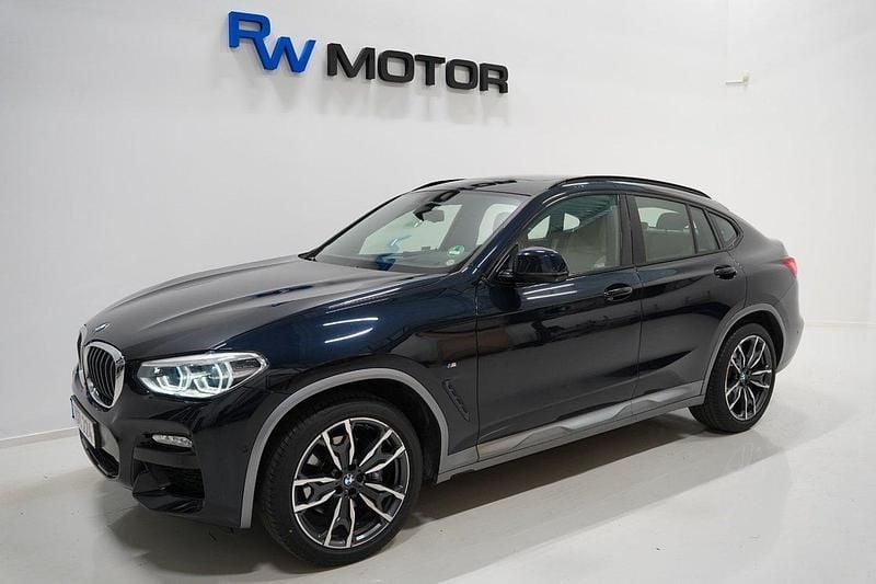 Svart Begagnad 2018 BMW X4 M Sport SUV | 389 800 kr (Marknadspris) - Bild 1/4