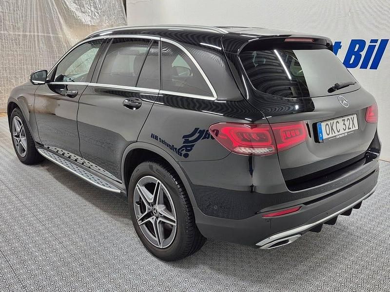 Begagnad Mercedes GLC300 AMG 211 HK (155 kW) 2021 Svart