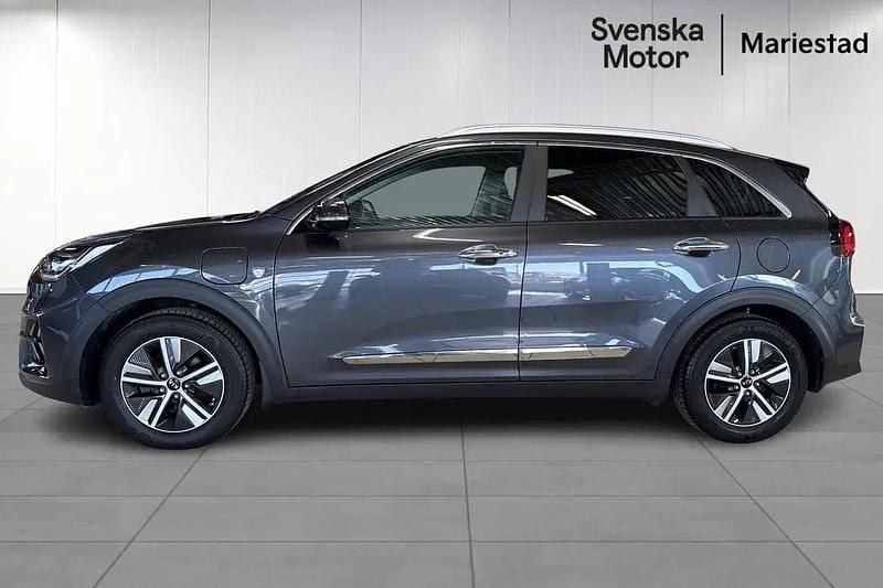 Begagnad Kia Niro Advance 143 HK (105 kW) 2021 Grå SUV