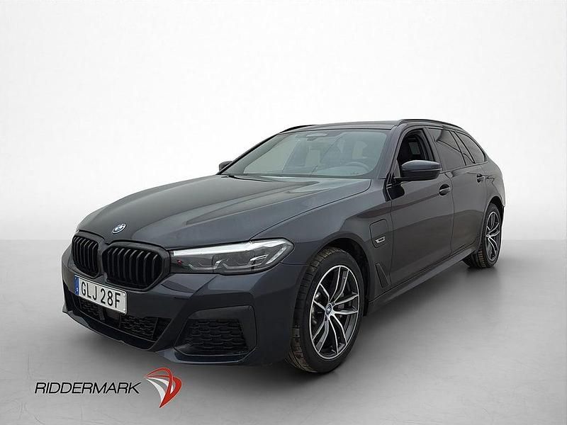 Begagnad BMW 530e 184 HK (135 kW) 2022 Svart Kombi
