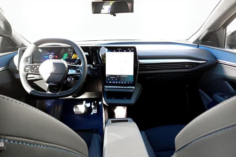 Begagnad Renault Scenic E-Tech 2026 Svart SUV